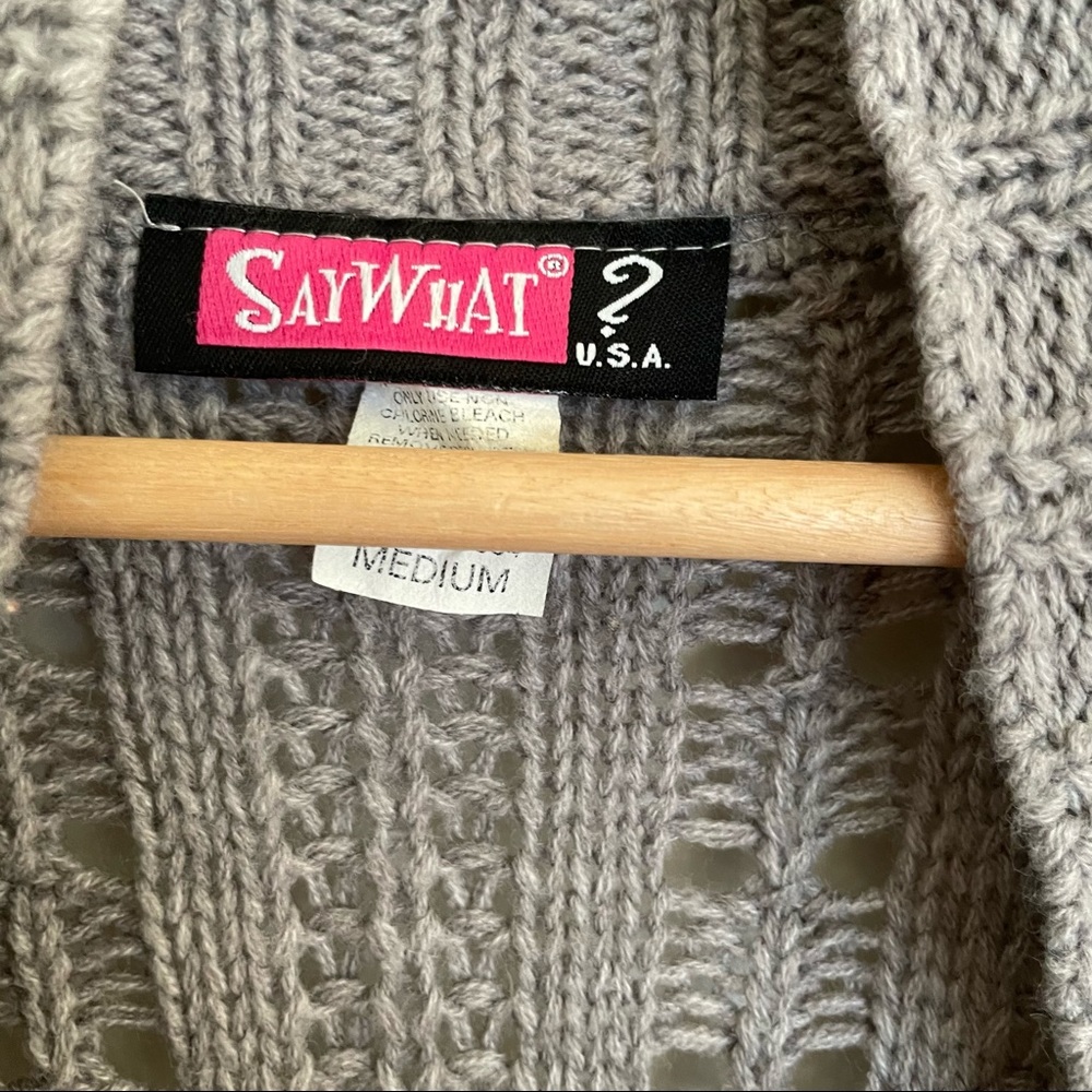 Cardigan - Picture 2 of 4